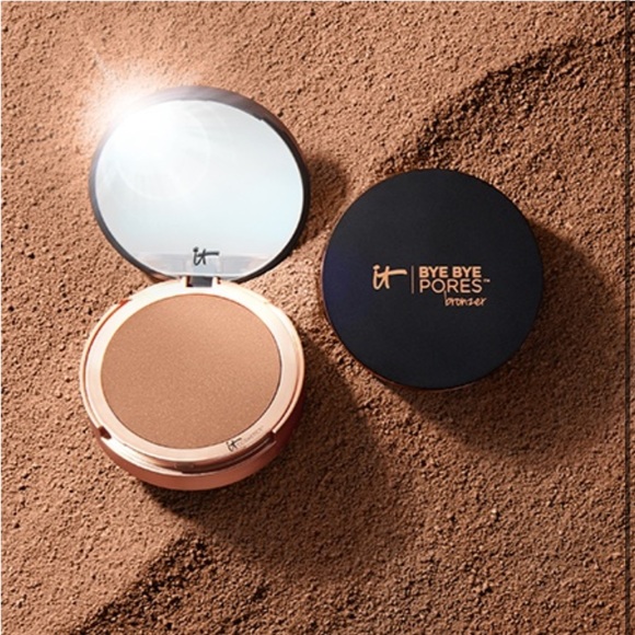 it Cosmetics Bye Bye Pores Bronzer Powder - Picture 10 of 10